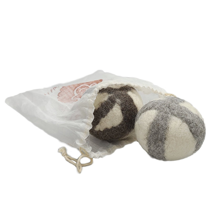 "Woolf" Wool dog toys - Set of 2 - Curated Joy | Natural Home