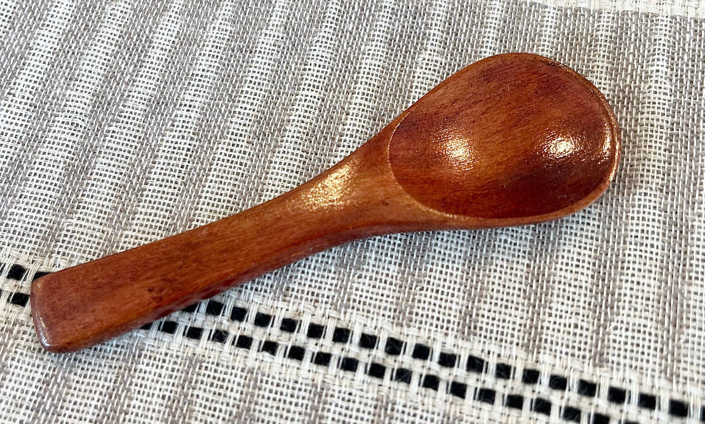 Mini Wood Spoons: Medium Brown Wood
