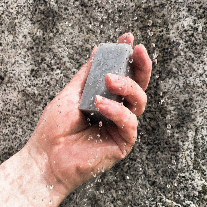 Sealuxe - Activated Charcoal Soap